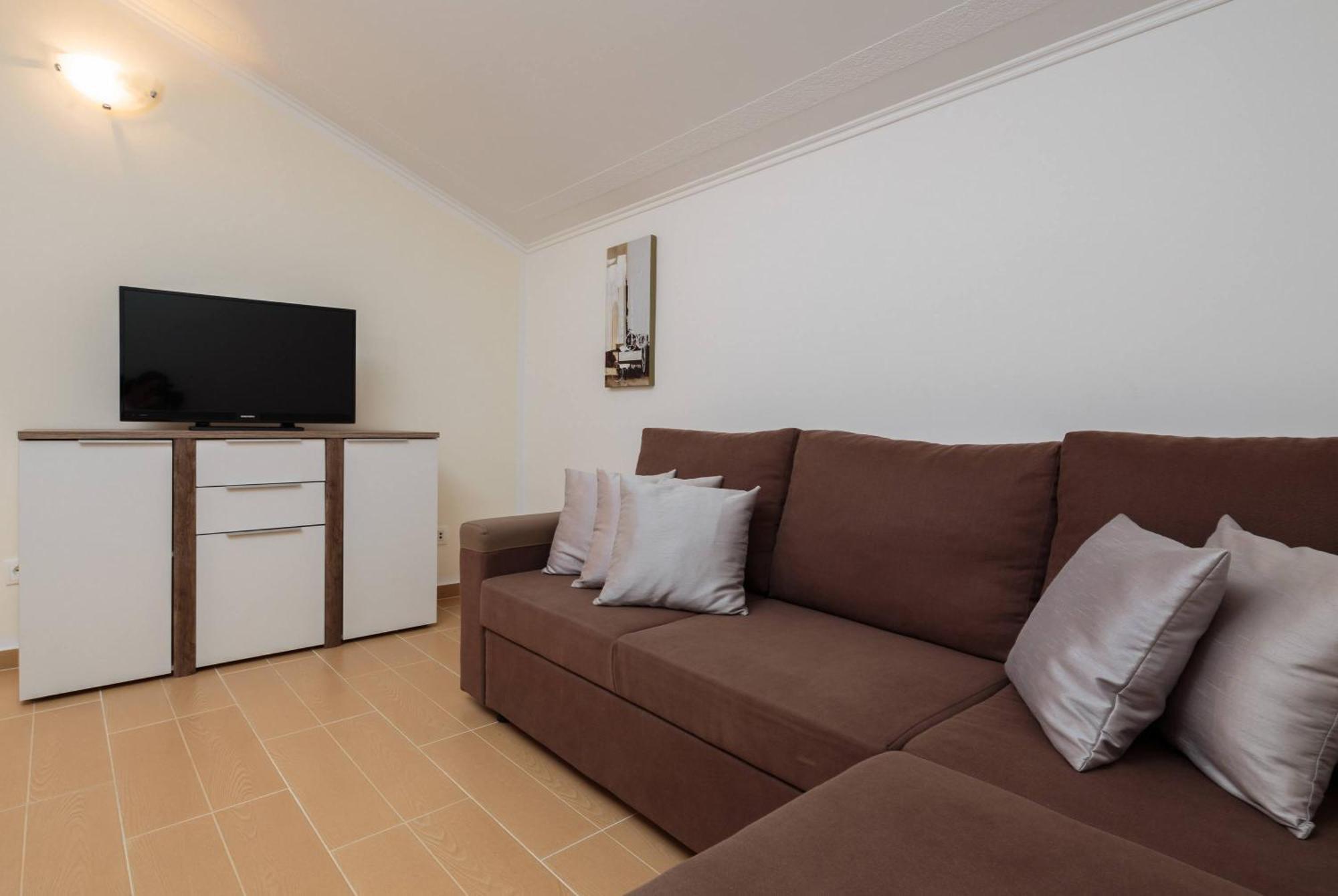 Apartment Krzelj Трогир Экстерьер фото
