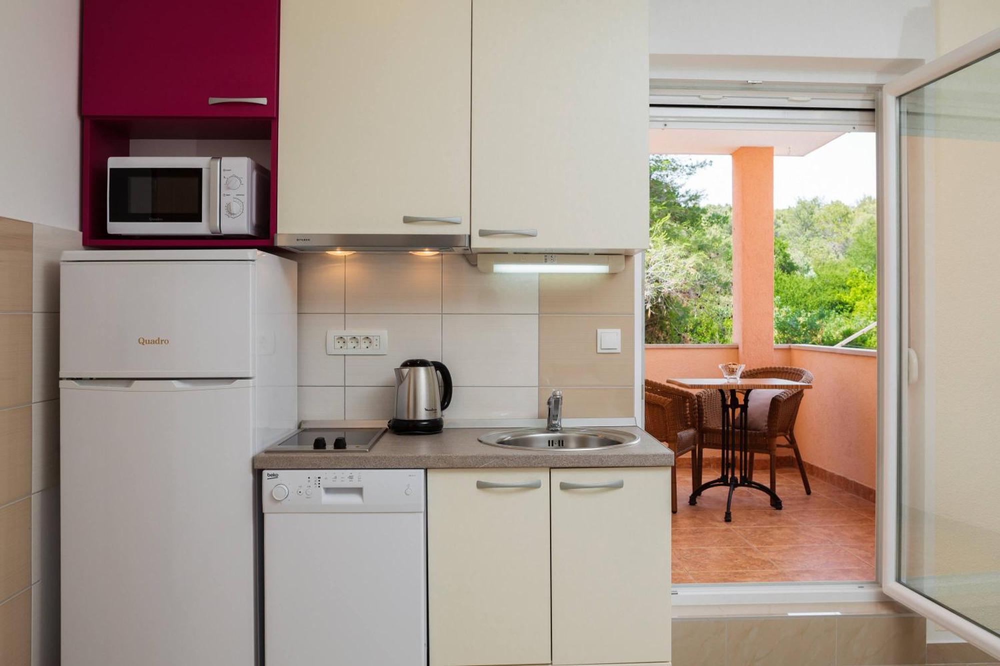 Apartment Krzelj Трогир Экстерьер фото