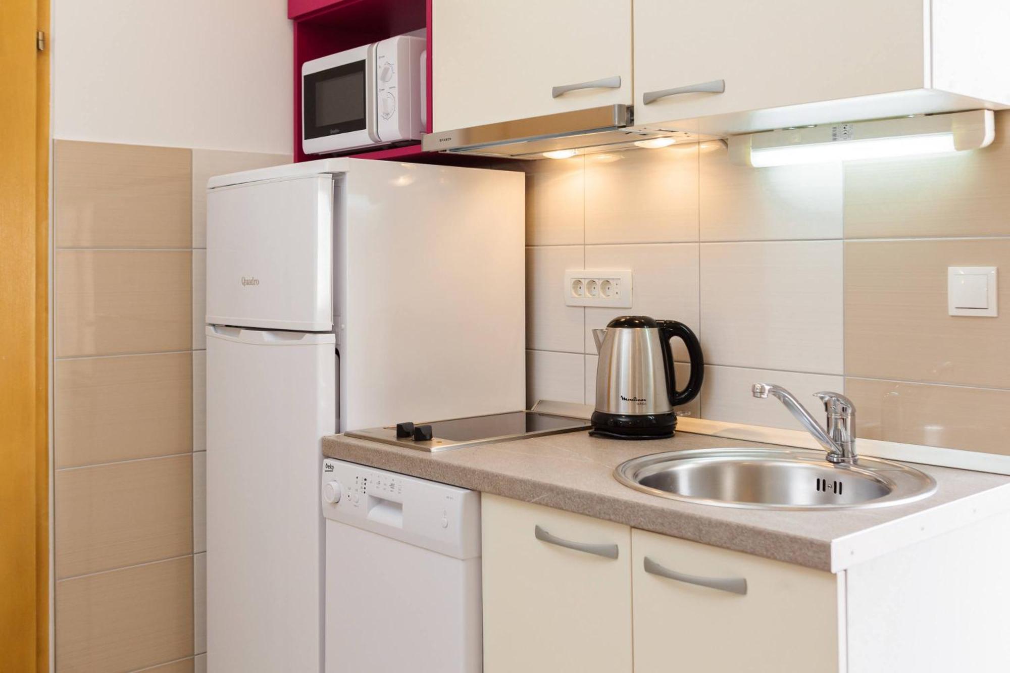 Apartment Krzelj Трогир Экстерьер фото