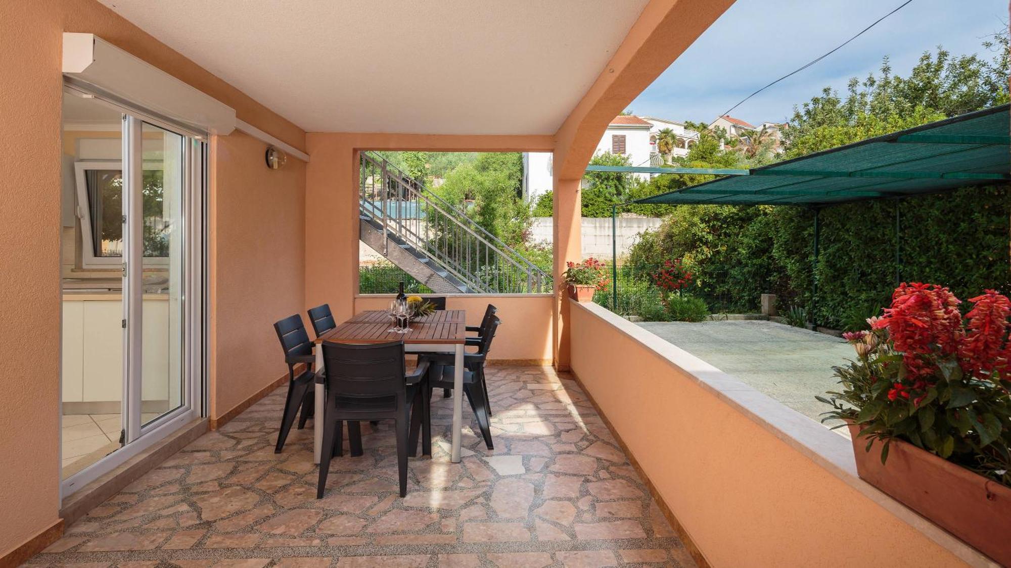 Apartment Krzelj Трогир Экстерьер фото
